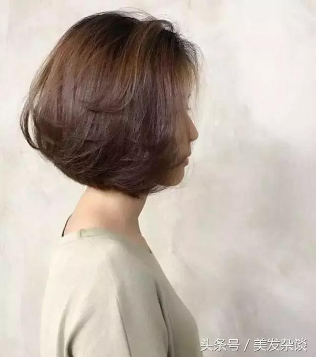 2025年「新燙髪20款」款款洋氣又滿意，美得就像一幅畫！非常適合最親愛的麻麻