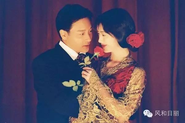 男神收割機！女星不眷戀明星光環「節儉打包剩飯」　「唯一認愛12年的他」嫁作樸素婦人