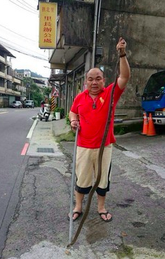 喊水會結凍！本土劇綠葉演員「現實身分大有來頭」黑白兩道出事靠他喬　「沒人敢惹卻超好說話」私下真面目曝光