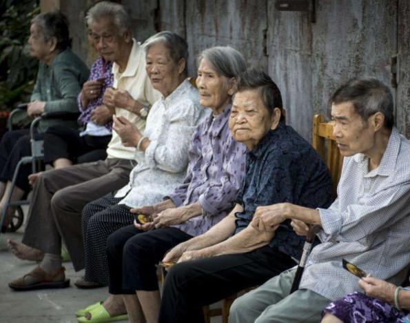 老祖宗忠告「老人招人嫌，走後欠三年」！　為何「會欠三年」？聽完才知其中深意