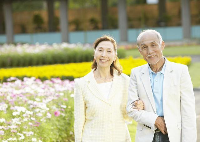 人到晚年！別在兒子家「做3件事」真的很蠢　不僅害兒孫「還苦了自己」太多人都已後悔了