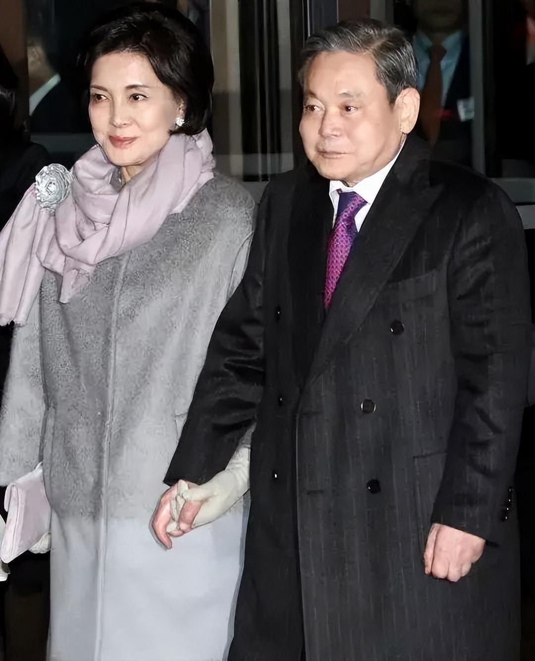 成全國女首富！她坐擁榮華富貴「卻因孩子操碎心」　兒子入獄、長女嫁保全「小女兒是一生的痛」