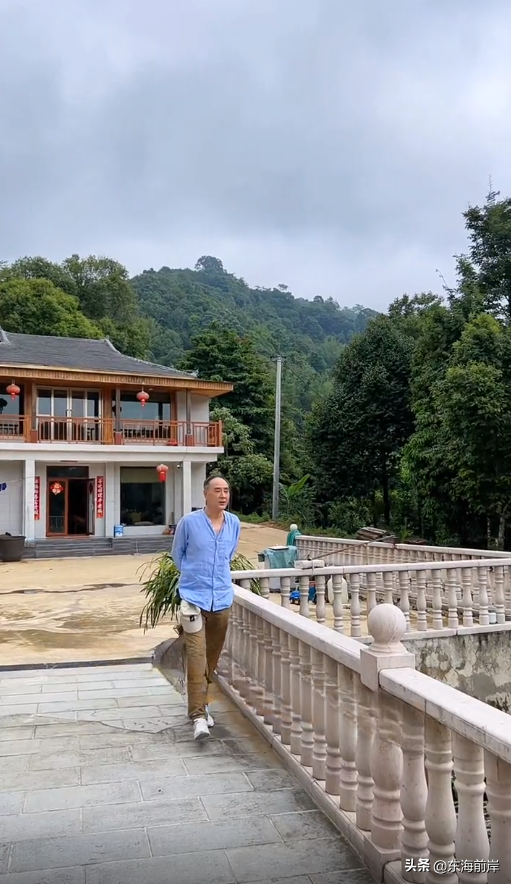 回農村養老！資深男星「自蓋2層樓小別墅」背山面水　坐擁大露台「一往前望去」美到驚呆