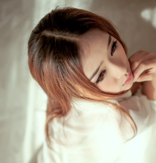 媳婦生二胎！婆婆偷偷塞給醫生「一張紙條」，媳婦看完哭成淚人 