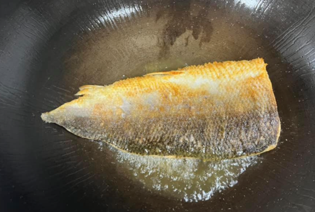 一家三口全中風！10歲孩「竟查出高血壓」致命關鍵曝光　專家嘆「餐餐這樣吃」：身體真的受不了