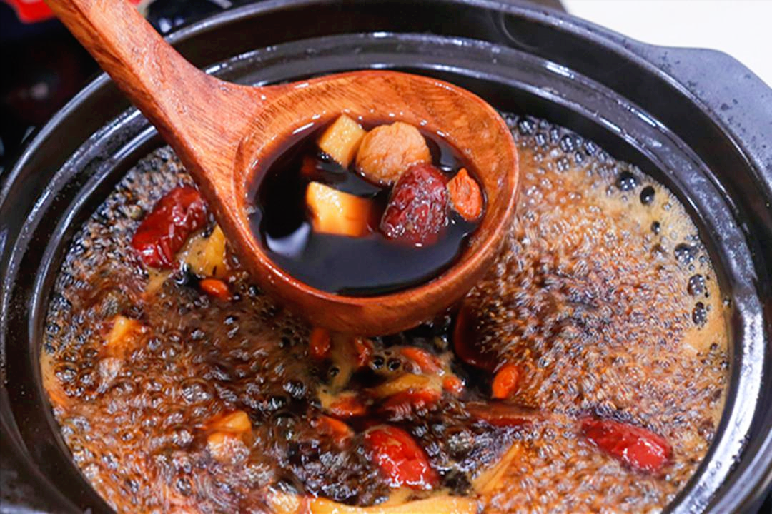 秋天「養肺」黃金期！多吃3紅3白「少吃2綠」　遵循節氣而食：潤肺去秋燥