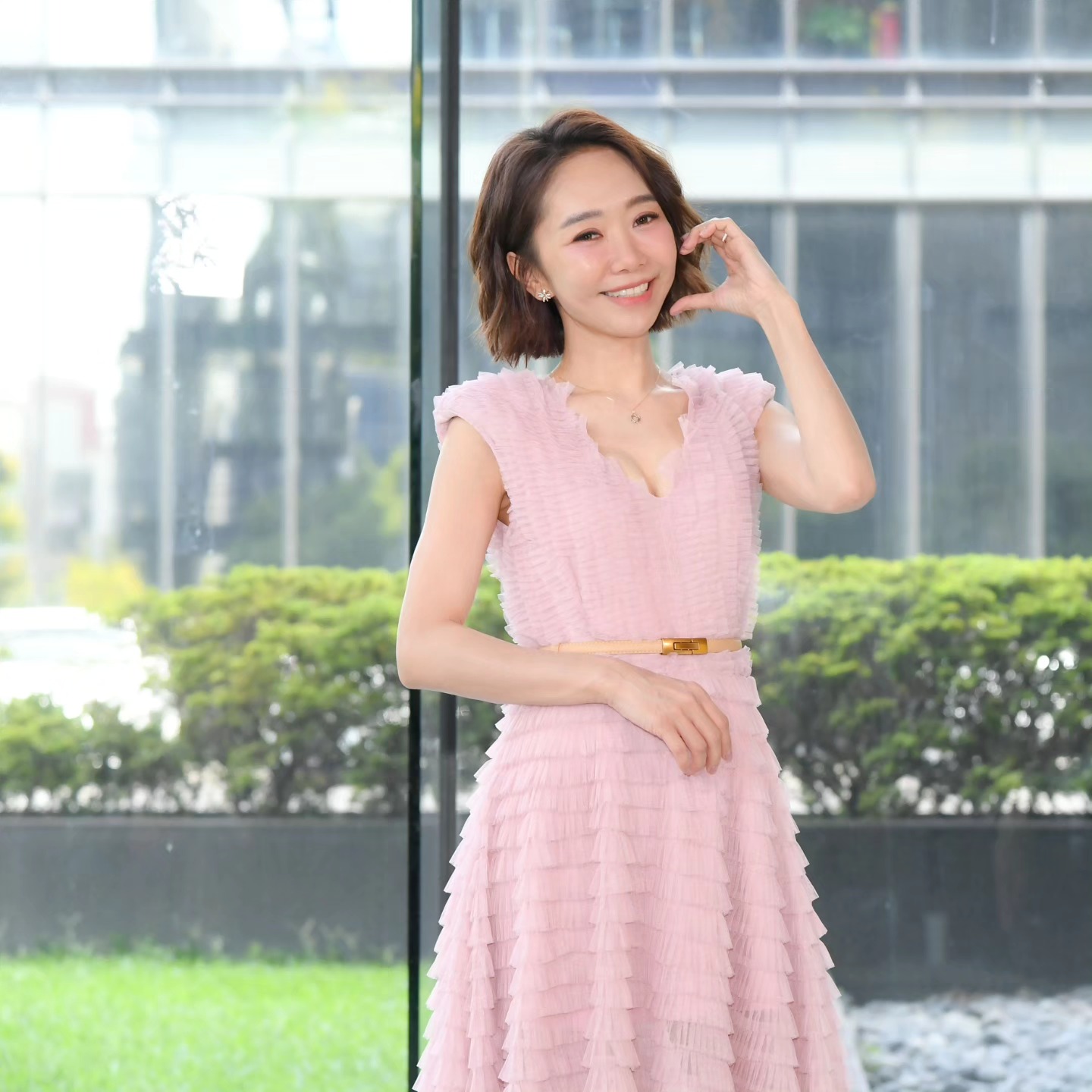 新婚不到1年！43歲八點檔女星「遭女友討728萬分手費」　本人證實「女女戀9年慘被威脅」老公也發聲了