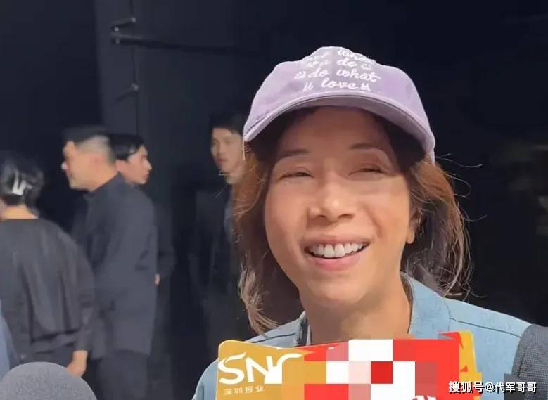 54歲女星素顏被捕捉「面容憔悴」 「形象判若兩人」網驚：變老了　