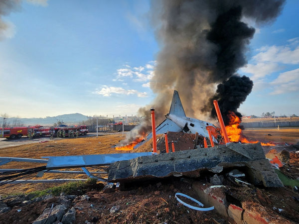 快訊／181人客機驚傳墜毀「機身斷成兩截」！恐怖慘況曝光「累積至少47死」