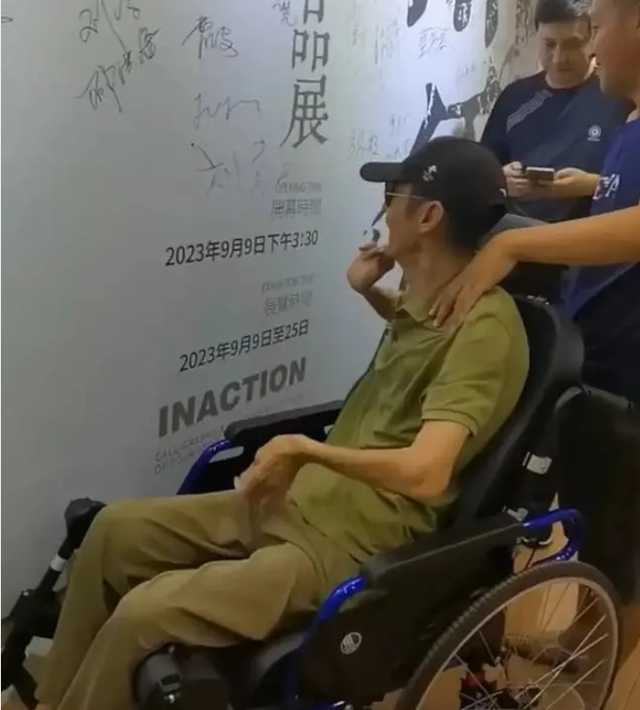分居12年！資深女星被爆「多次出軌小鮮肉」　丈夫次次原諒「坐輪椅也不離婚」