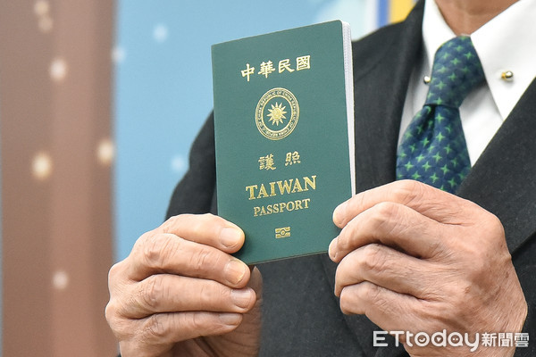 2025全球最強護照出爐！台灣免簽100國「狠甩中國名次曝光」　亞洲1國家「再度位居榜首」 