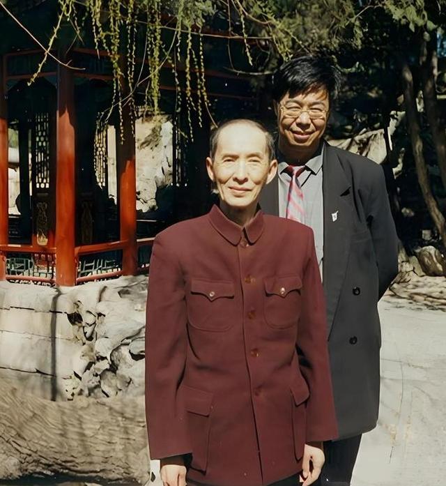 一代大師晚年獨居！「遭民工痛下毒手」8天後才被發現　「警方一到場」現場凌亂不堪