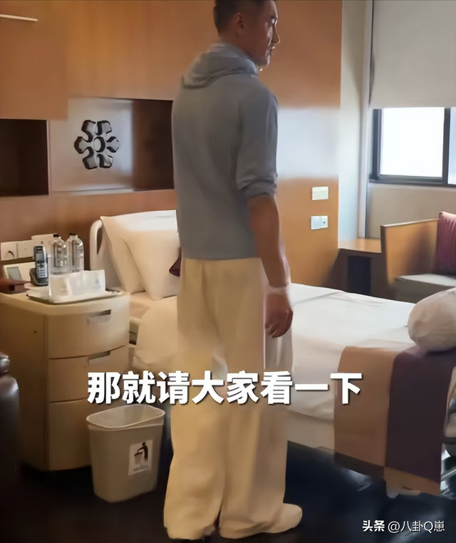 驚傳入院動刀！54歲男神「手術6小時」再出意外　「暗戀多年的她」急奔趕來：是大咖女星